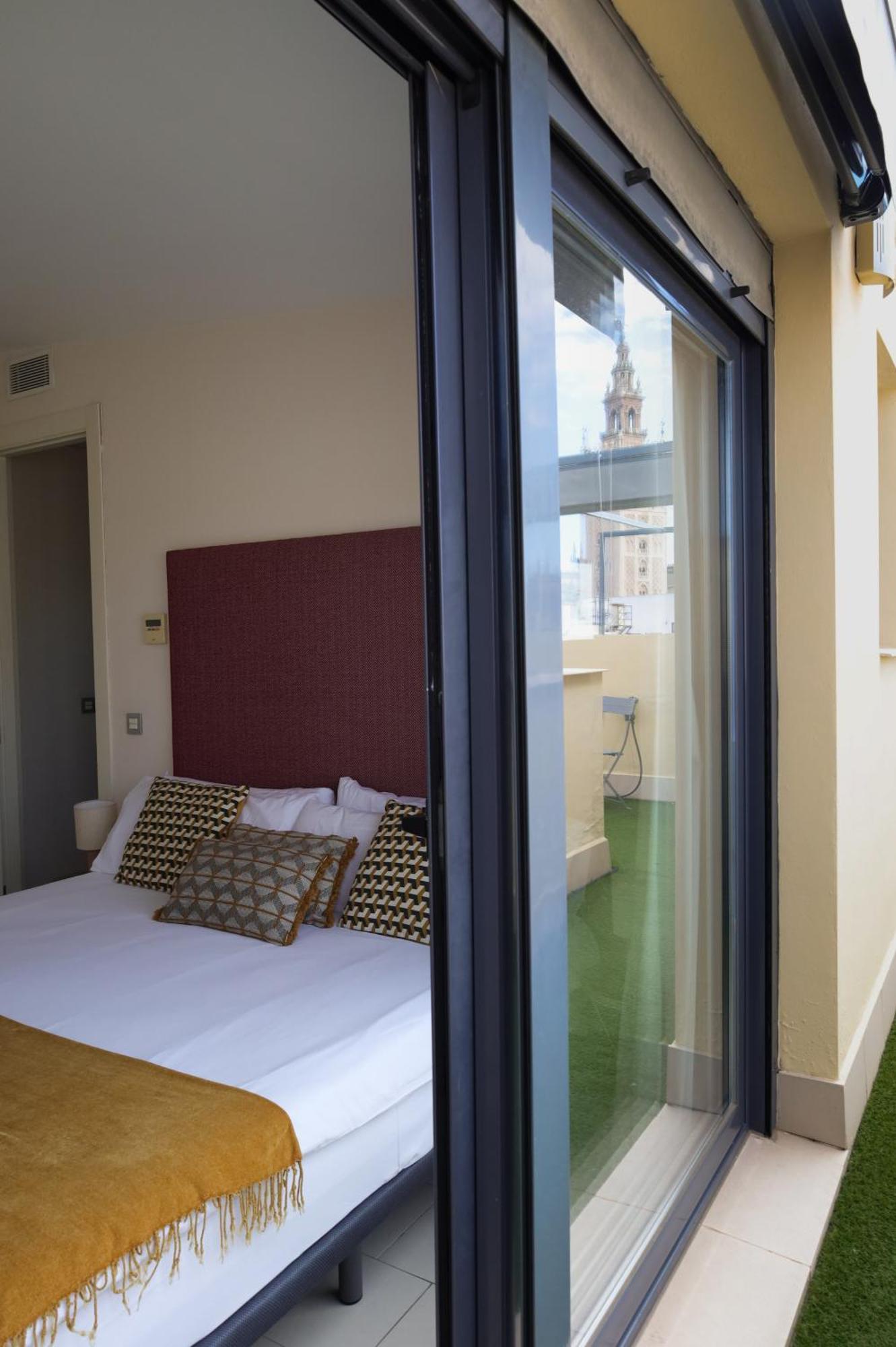 Guzman El Bueno Suites Sevilla Kültér fotó