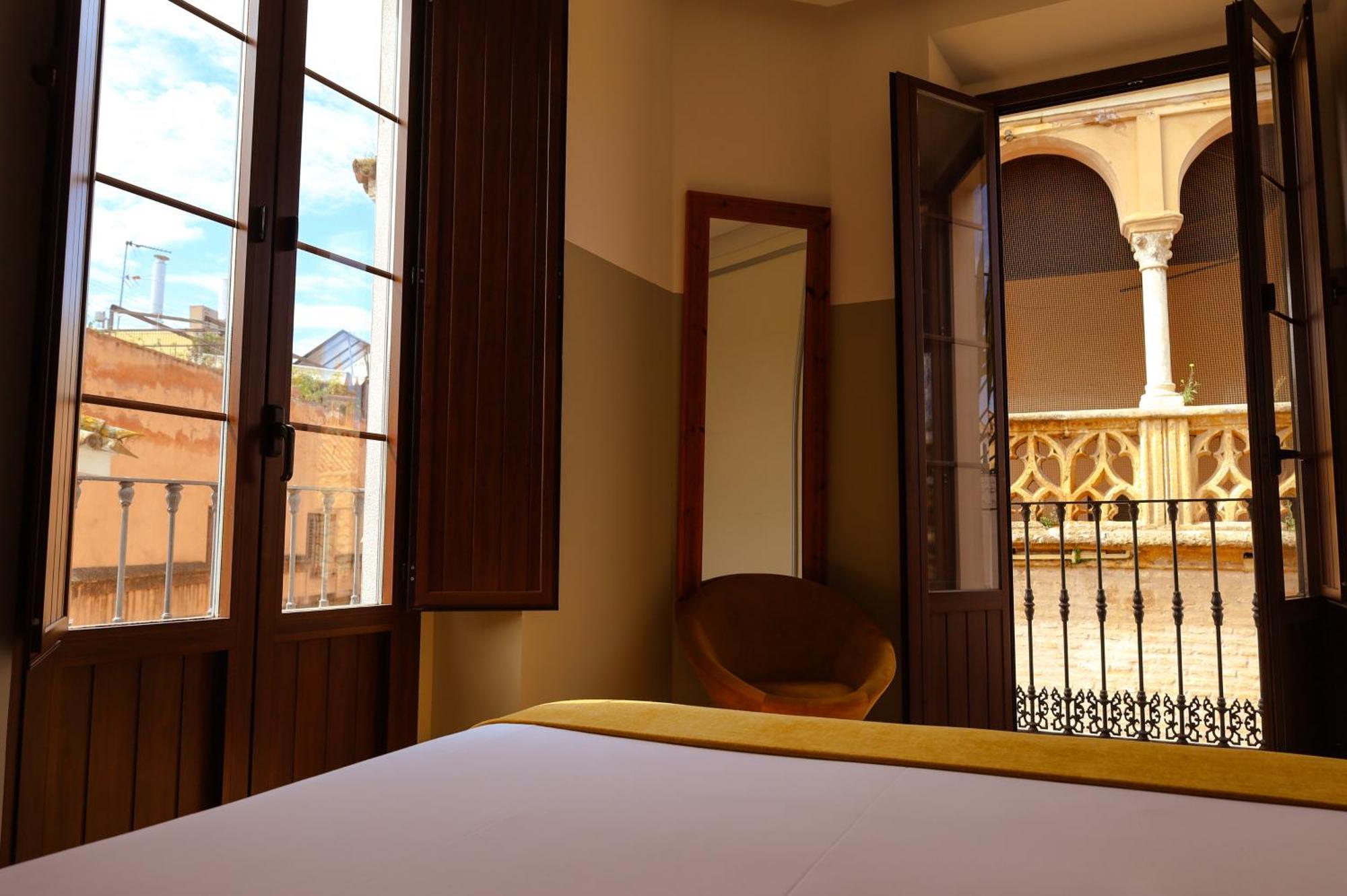 Guzman El Bueno Suites Sevilla Kültér fotó